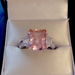 Elegant Pink and crystal Gemstone Silver w/ gold crown heart cut out detail Ring